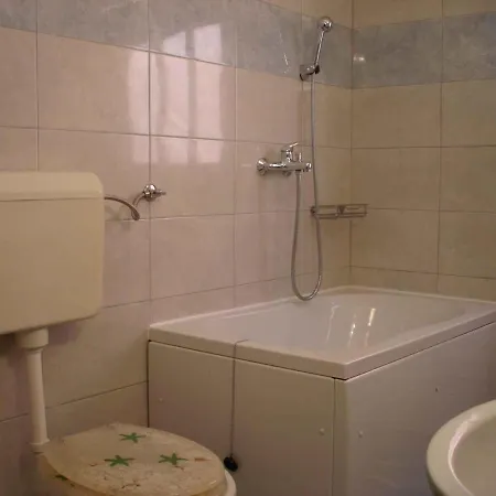 In Slatine/insel Ciovo 6128 Holiday home